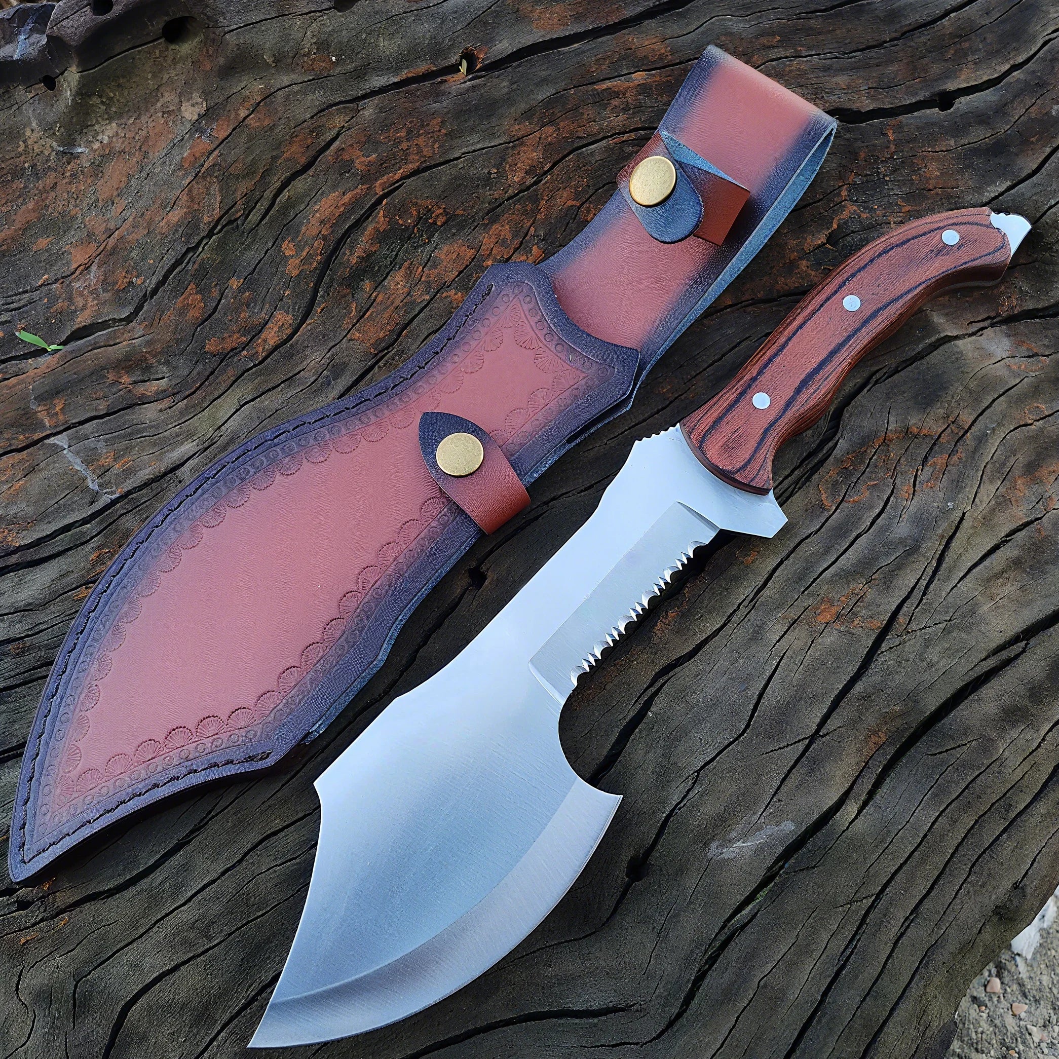 Outdoor Portable EDC Camping Tactical Short Axe Multifunctional Vehicle